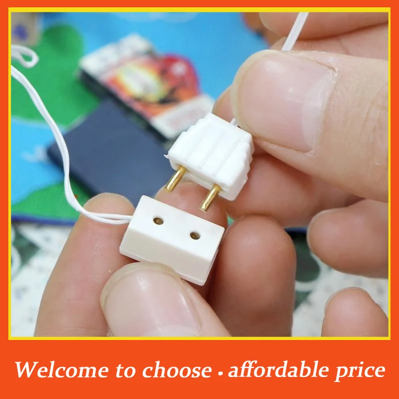 **4Pcs Home Appliances Accessories Kid Pretend Play Toys 1/12 Dollhouse Decorative Lamp Transformer Socket Connection Line Model
