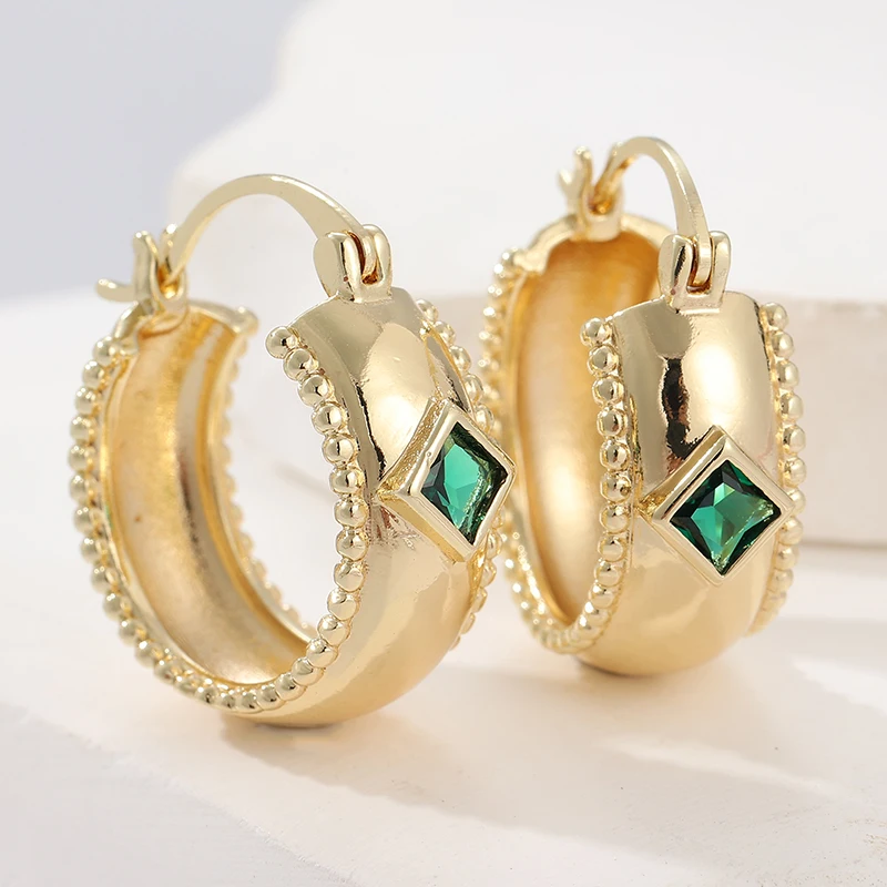 Ethnische goldfarbene Ohrringe mit grünem Stein für Damen, quadratisch, für Partys und den Alltag – Detail 2