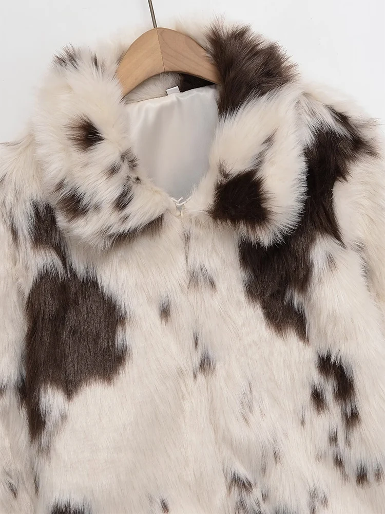 سترة نسائية جديدة على الطراز الأوروبي عصرية ومتعددة الاستخدامات وأنيقة وطية صدر السترة وأكمام طويلة من الجلد الصناعي بطبعة حيوانات.