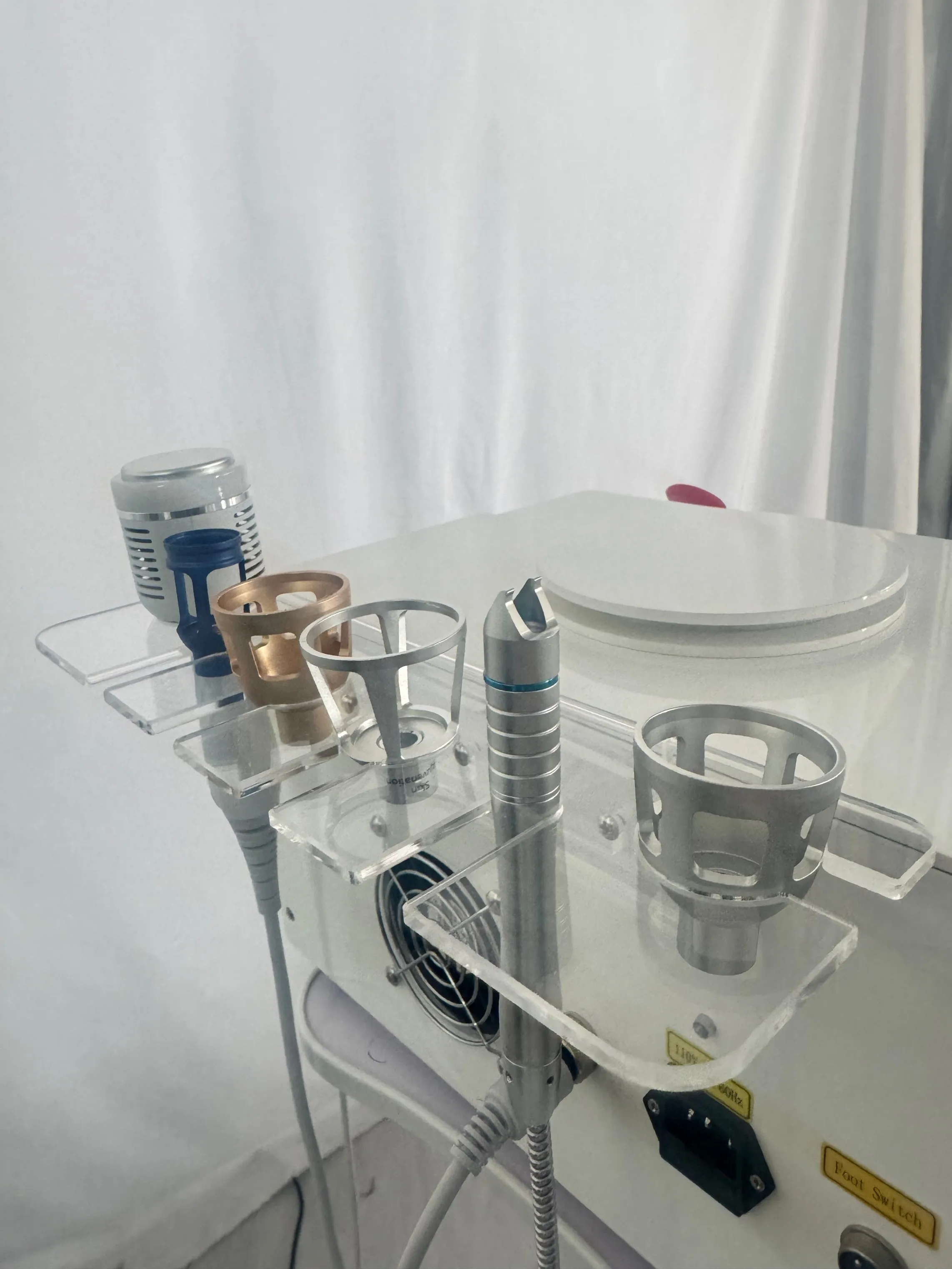 

Профессиональный лазерный аппарат 6 в 1 с диодом 980 нм для удаления сосудистых звездочек, омоложения кожи, расщепления жира и лечения грибка ногтей