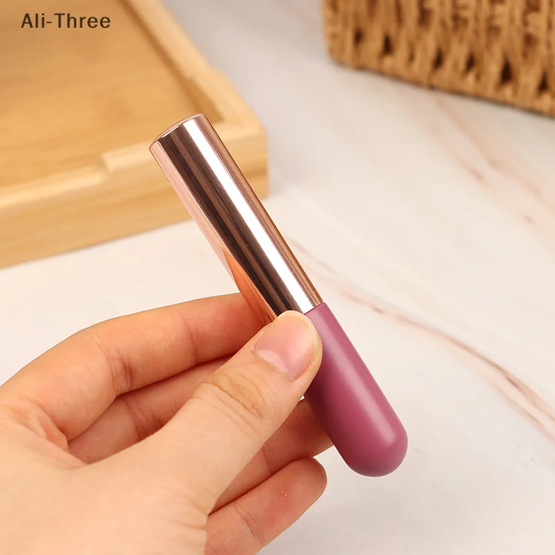 Q ソフトシリコンリップブラシ防塵カバー付き丸頭口紅アプリケーターリップ化粧ツール多用途アイシャドウブラシ