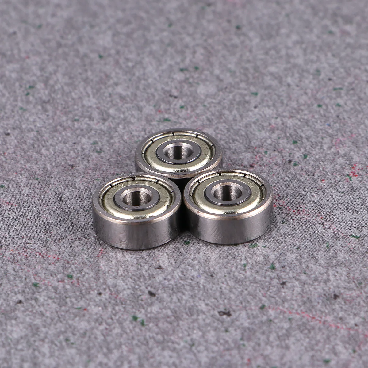 

10 шт. шарикоподшипников радиальных однорядных 4x13x5 мм, высокоточные, малошумные, предварительно смазанные, для маломощных двигателей, тракторов, станков