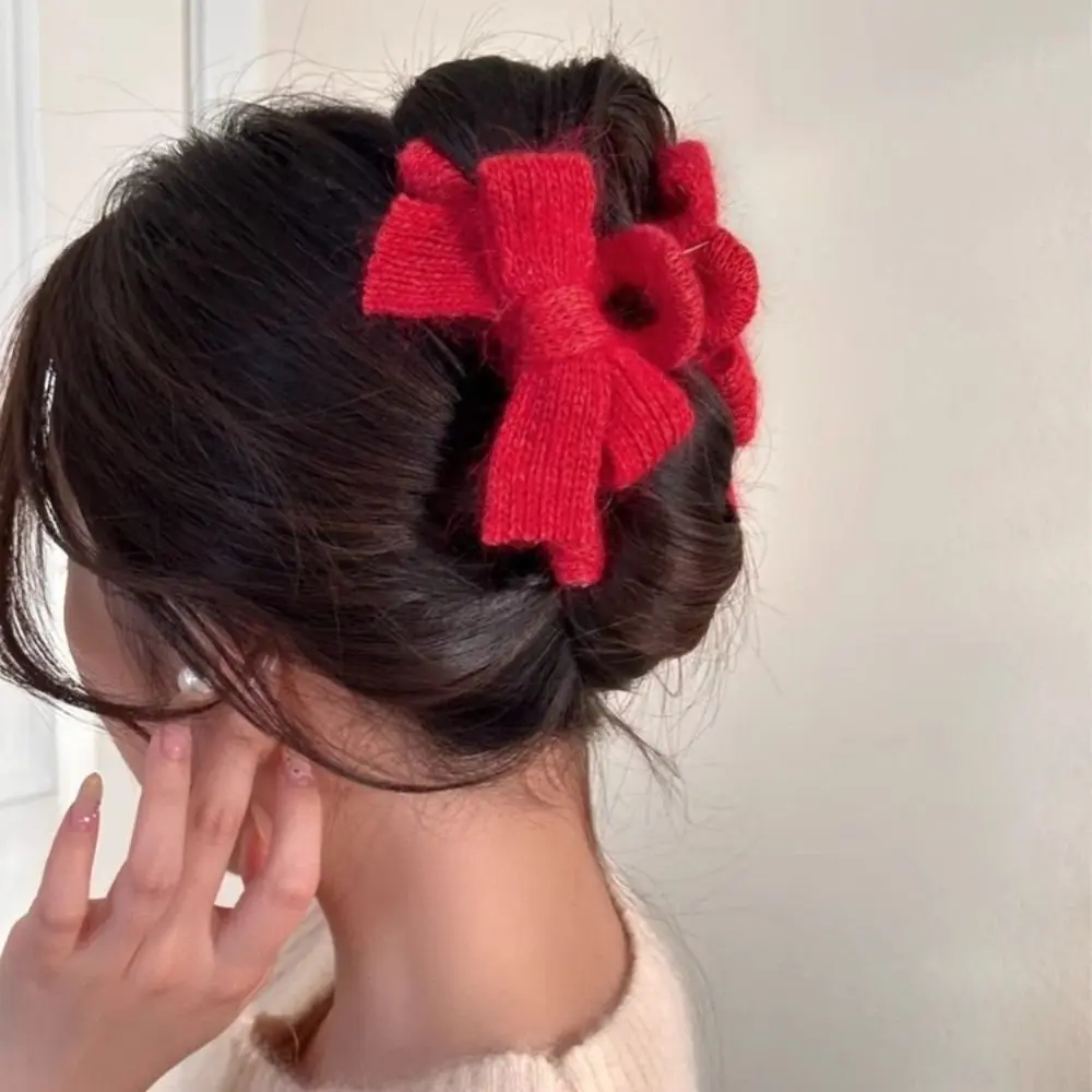 Simple Knitted Bow Hair Claw Plush Solid Color Hair Crab Clip Headdress Handmade Weave Large Shark Clip Ladies