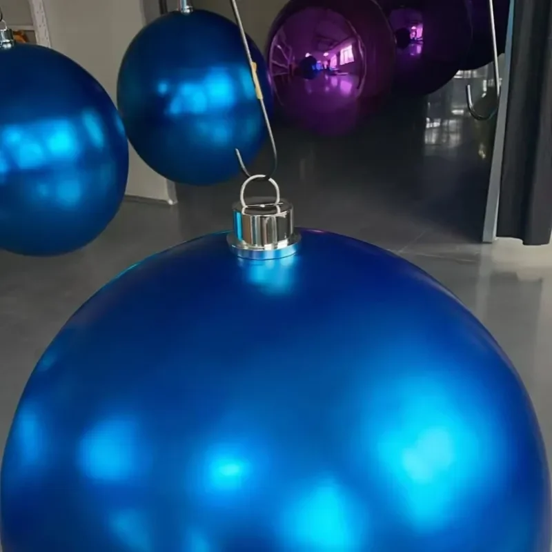 for Customized 70-90 cm Oversized Christmas Ball Outdoor Shopping Center Holiday Hanging Decorative Ball