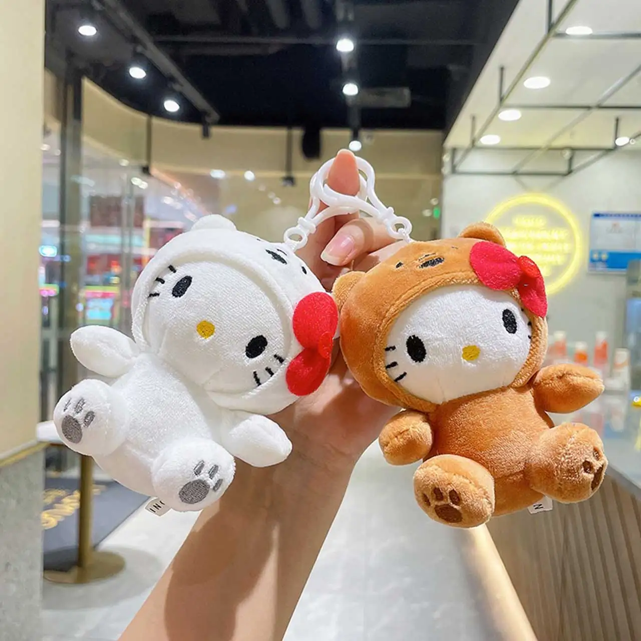 Sanrio Plush Toy Kawaii Hello Kitty Keychain Plushies Backpack Hellokitty Pendant Anime Car Keyring Doll Stuffed  Gift Children