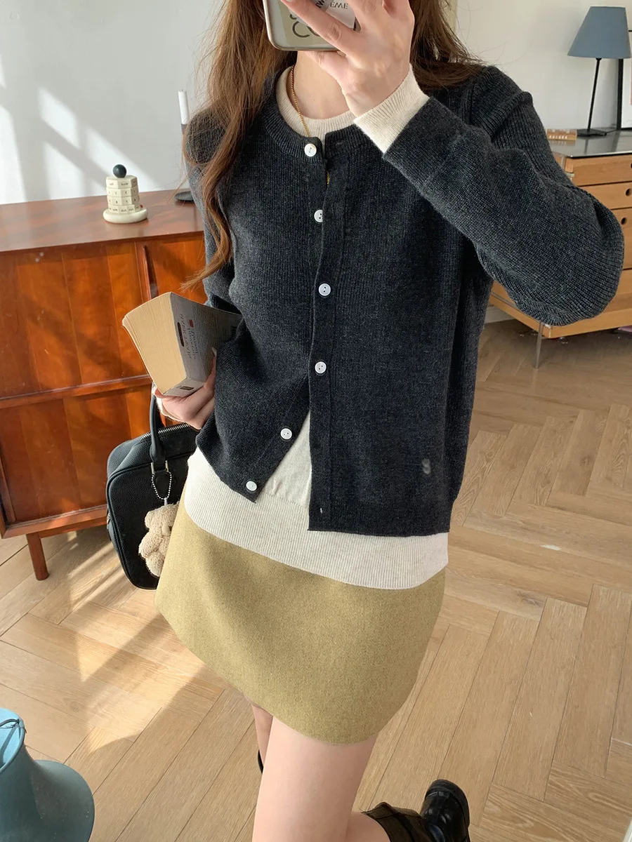 

Женский зимний повседневный вязаный свитер из смесовой шерсти, искусственный двухсекционный дизайн, удобный трикотаж для холодной погоды