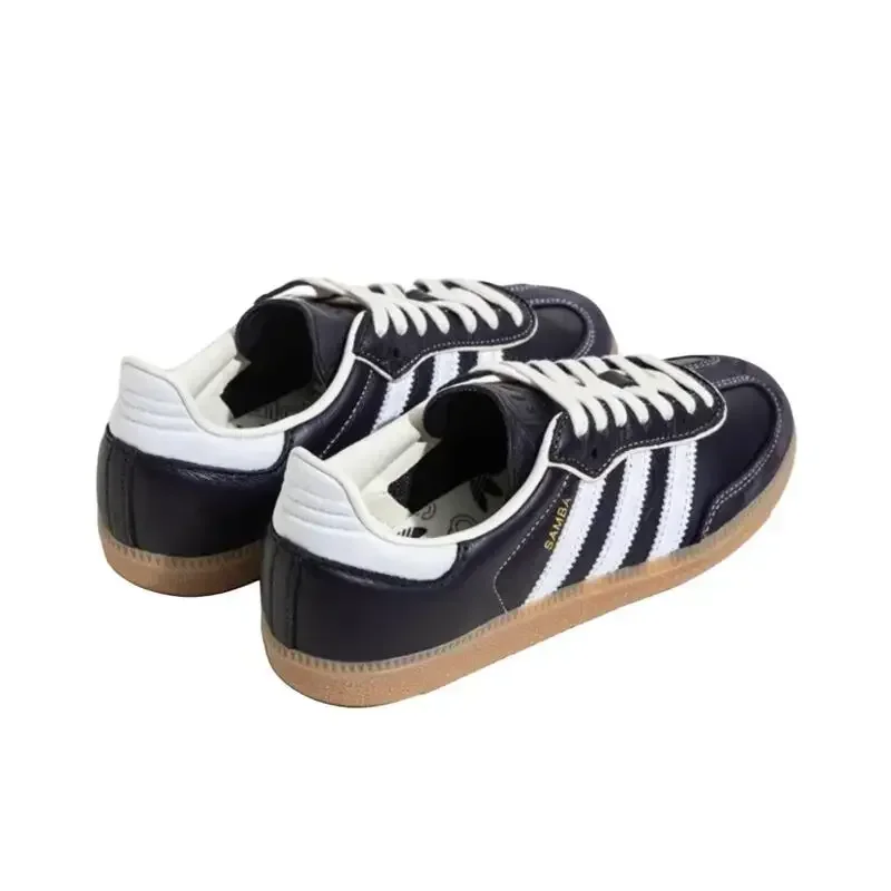 Adidas Originals Samba OG รองเท้าบอร์ดต่ําน้ําหนักเบาสีดําสีขาวสําหรับผู้ชายผู้หญิง