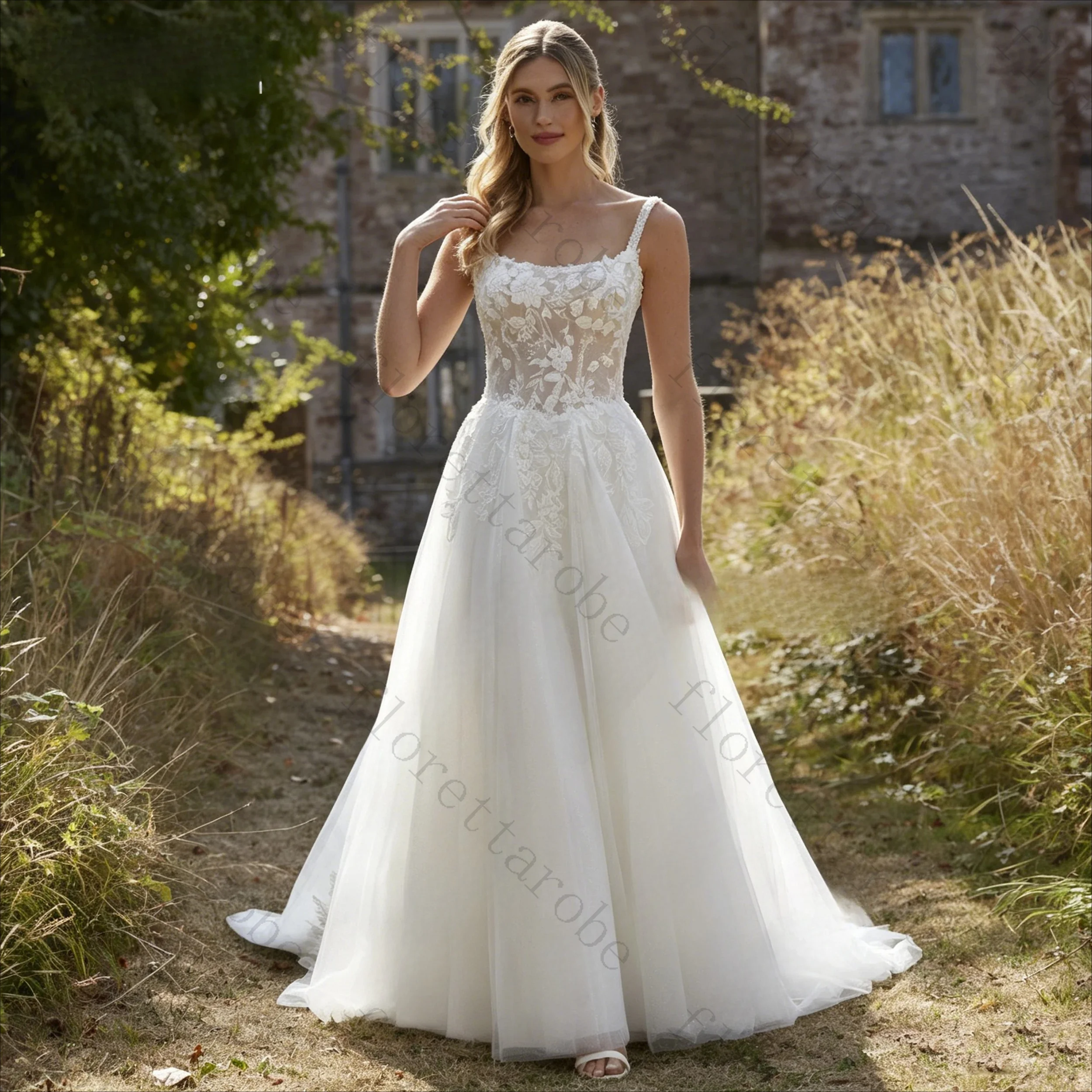 Customized Simple Square Neck Spaghetti Straps Backless A-line Sweep Train Wedding Dresses Pleated Tulle Appliques Bridal Gowns