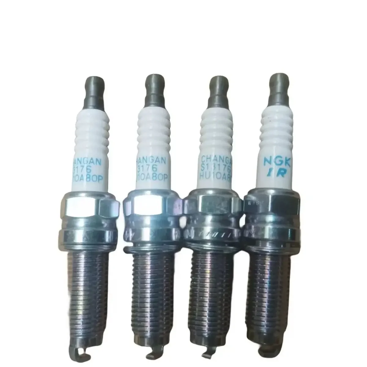 Original 3707010-B07 H15t002-0700 4pcs/ Spark Plug Untuk CHANGAN CS55/CS35/CS75/A800/CX70T 1.5T