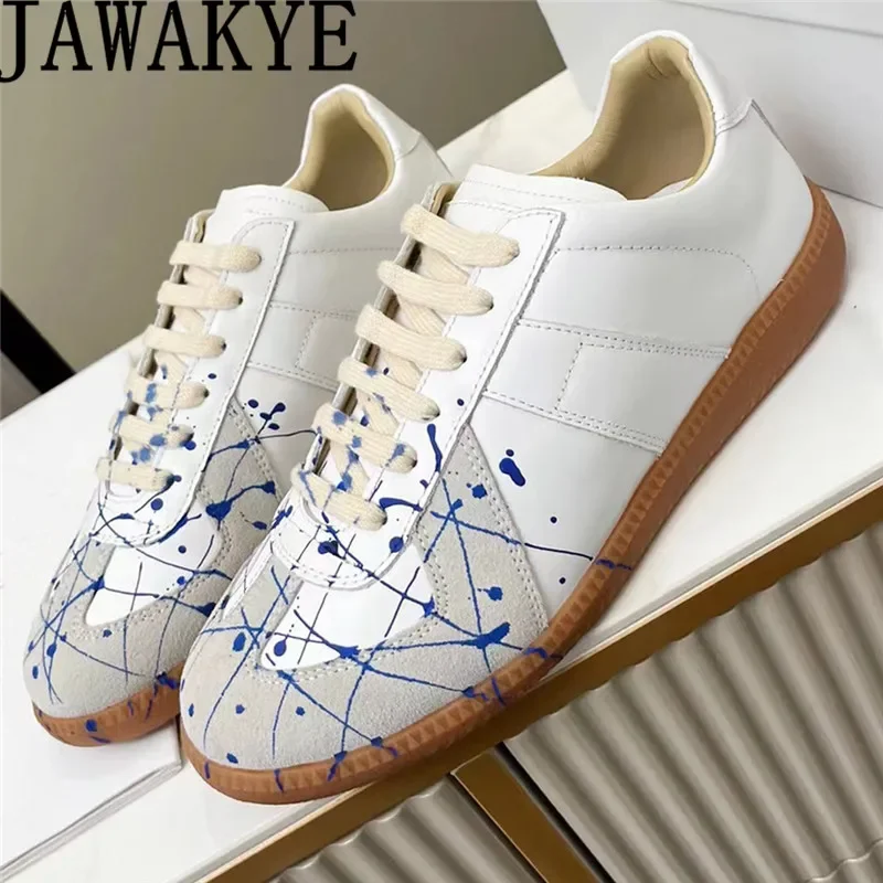 

New Graffiti Unisex Leather Sneakers Round Toe Casual Lace Up Outdoor Flat Shoes Autumn Driving Shoes Lovers Trainer Shoes