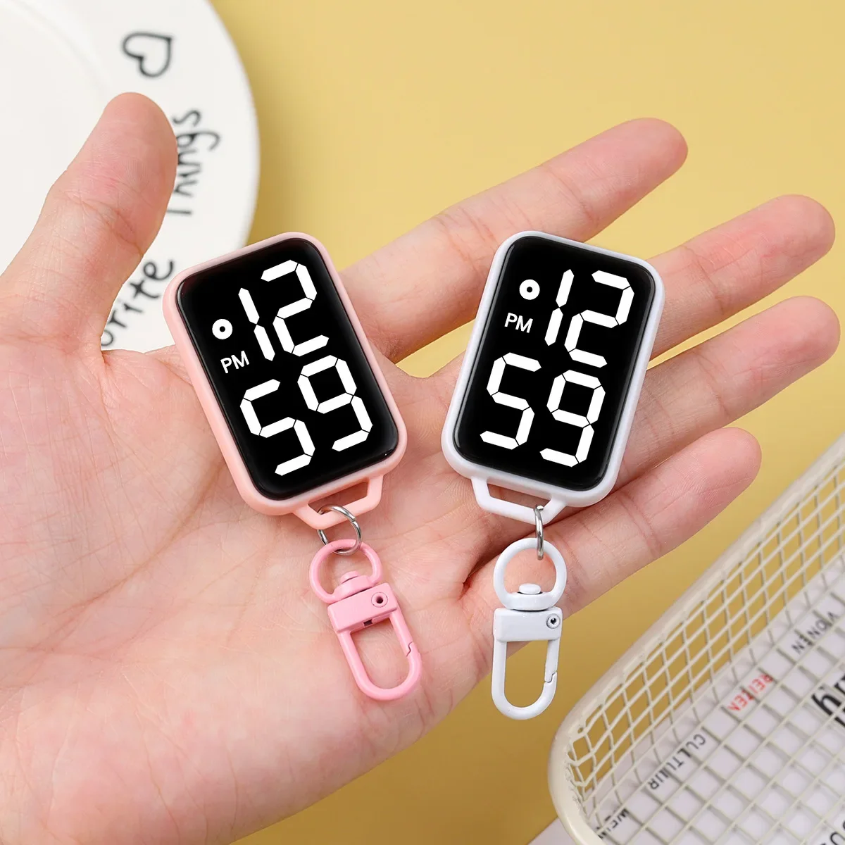 1PC LED Keychain Pocket Watch Digital Display Electronic Watch For Youngster Student Backpacks Keys Pendant Timepiece Present