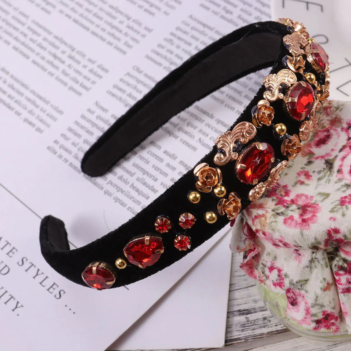 

Diamond Pearl Alloy Hair Band Wide Headband Lightweight for Women Carnival Halloween Masquerade Photo Shoot Decoration