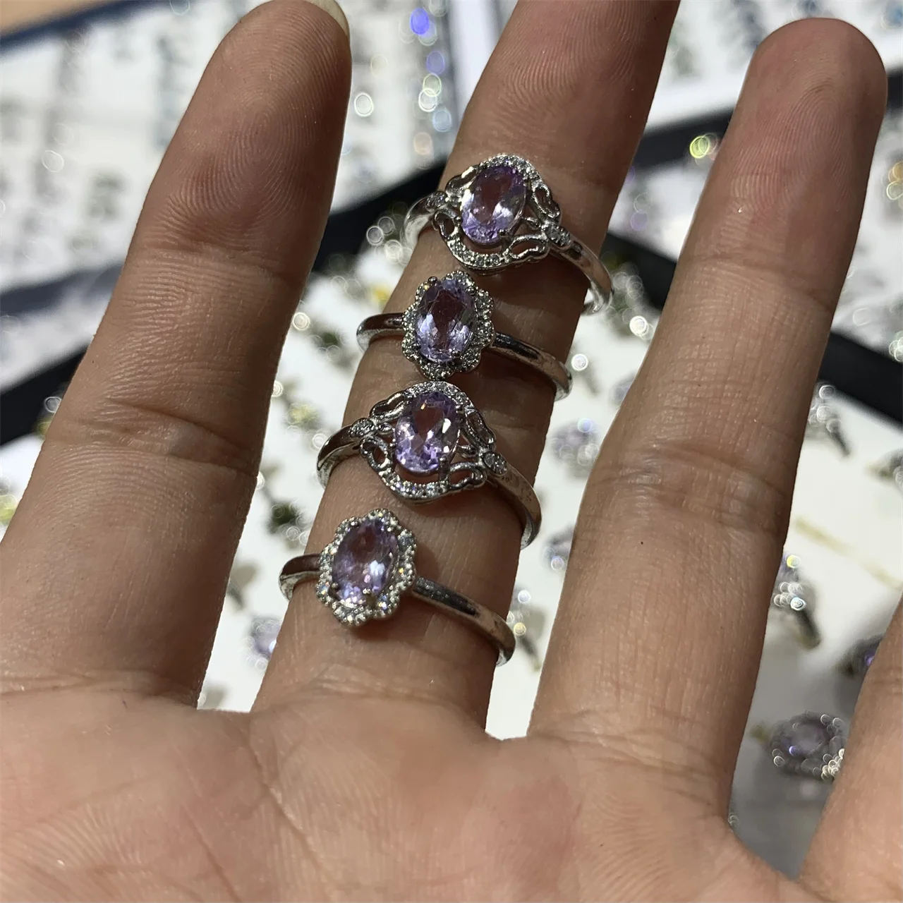 20pcs/lot Jolleria de mujer Tibetan Hmong Silver Copper Silver Plated Light Color Amethyst Ring Finger loops gift wholesale