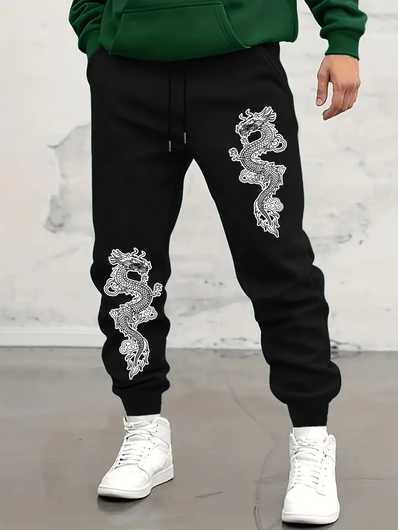 Ethnic‑urban Men Sports Sweatpants Monochrome Dragon Cloud Line Print Warm Jogger Trousers For Cultural‑theme Weekend Outings