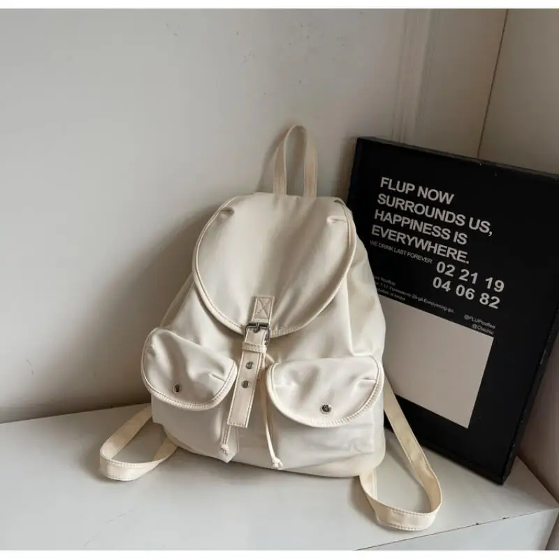 Fashionable New Trend Simple Backpack with Large Capacity Waterproof Design for Women's Commuting Comfort Backpack