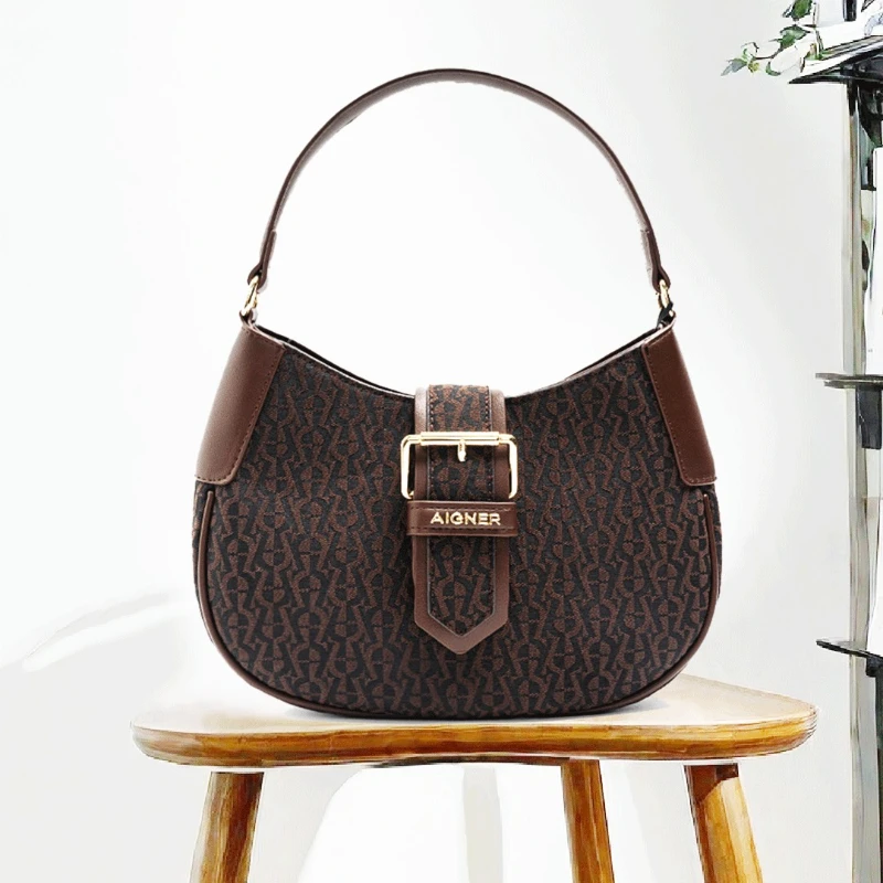 

2025 New Armpit Bag Shoulder Crossbody Bag Solid Color Women's Bag Elegant High-end Versatile Dumpling Bag