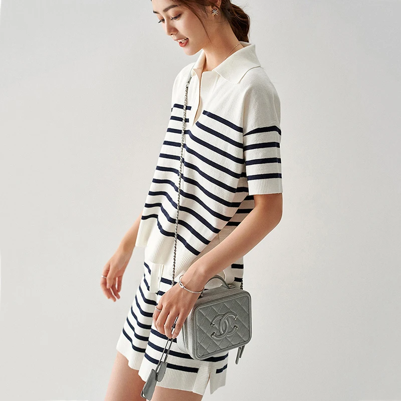 Summer Striped Knit Tshirts Two Piece Sets Women\'s Casual Loose V-neck Knitwear Jumper Tee Tops Suit Lace Up Shorts Conjunto