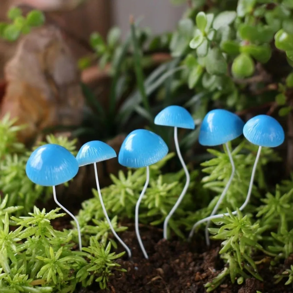 6PCS/SET Resin Simulated Mushroom Stakes Weatherproof Miniature Potted Plant Plugin Creative Bonsai Plugins Planter and Pathways