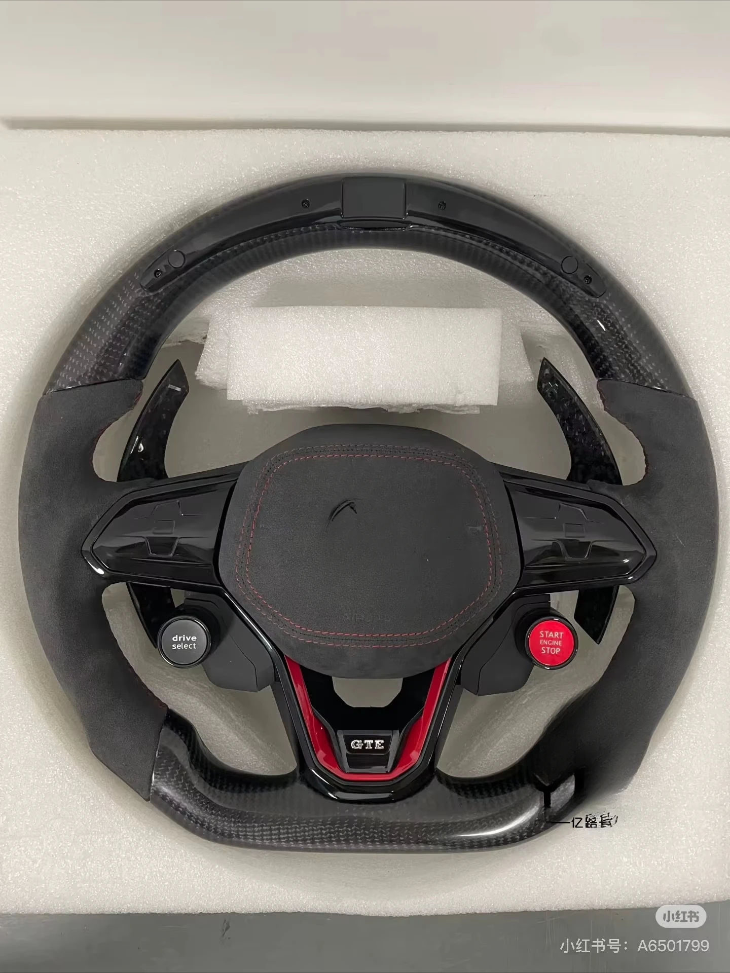 Kierownica YLC LED z włókna węglowego do VW Golf 7.5 7 MK7.5 MK7 GTI R GTD GTE Polo GTI Tiguan Passatcustom