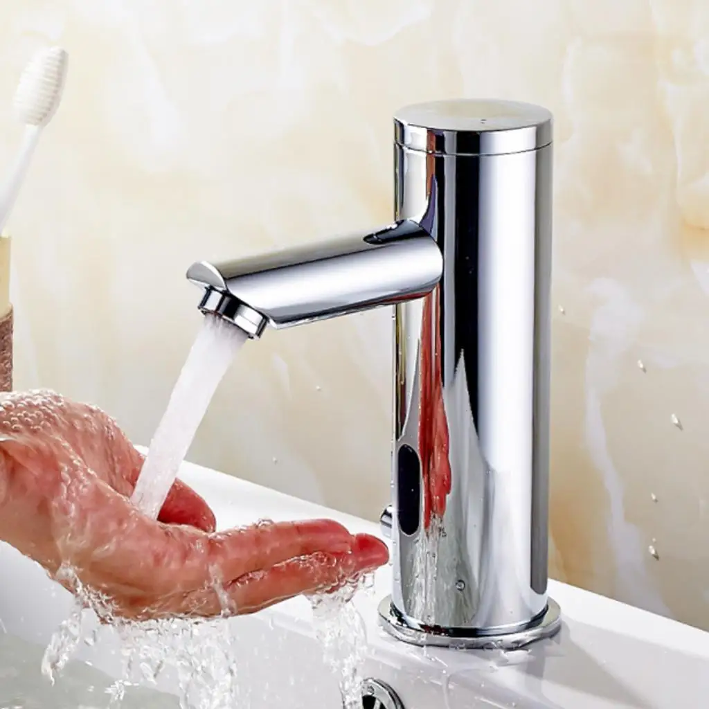 Manguera de grifo Sensor de agua de lavado Controlador de tornillo automático para aleación de cocina escolar - Plata