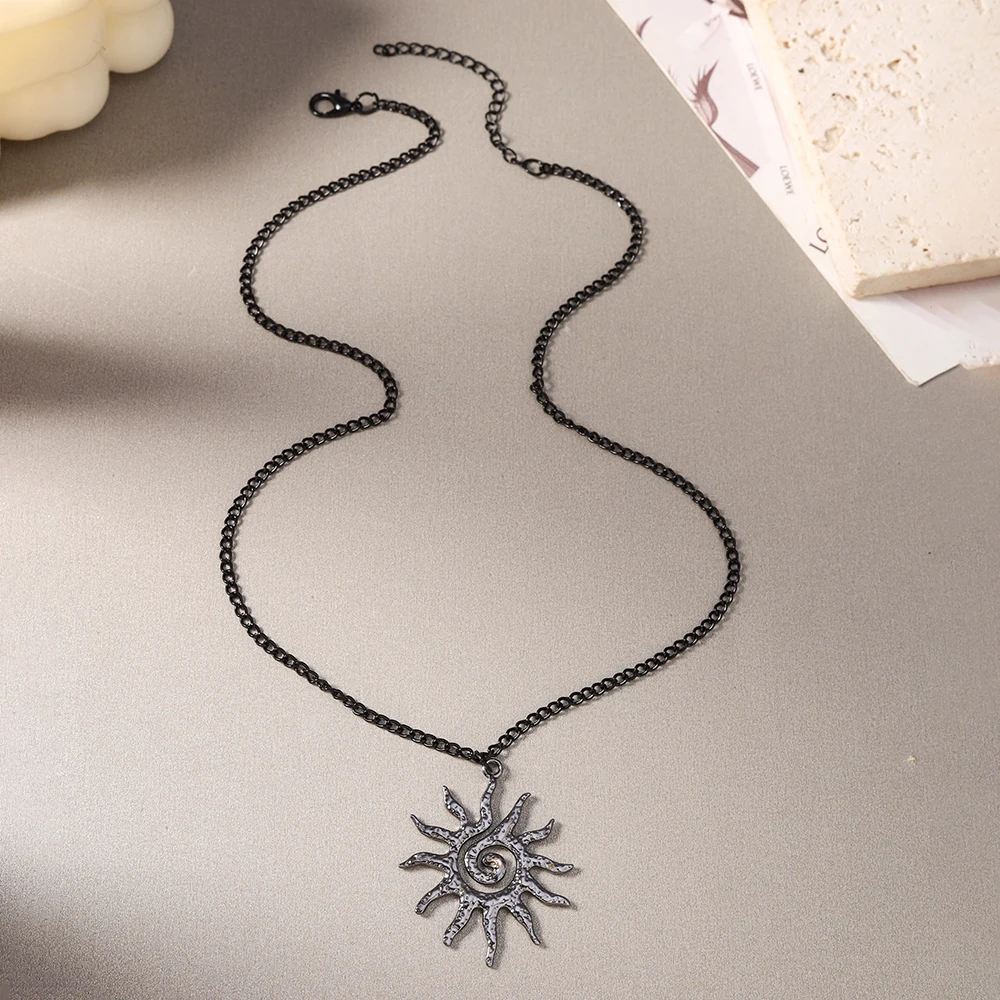 Aihua Hip-Hop-Halskette mit Herz-Sonnen-Stern-Anhänger in Gunmetal-Schwarz für Damen und Herren, Punk-Halskette mit schwarzem Seil, Choker, Halsschmuck, Geschenke – Detail 9