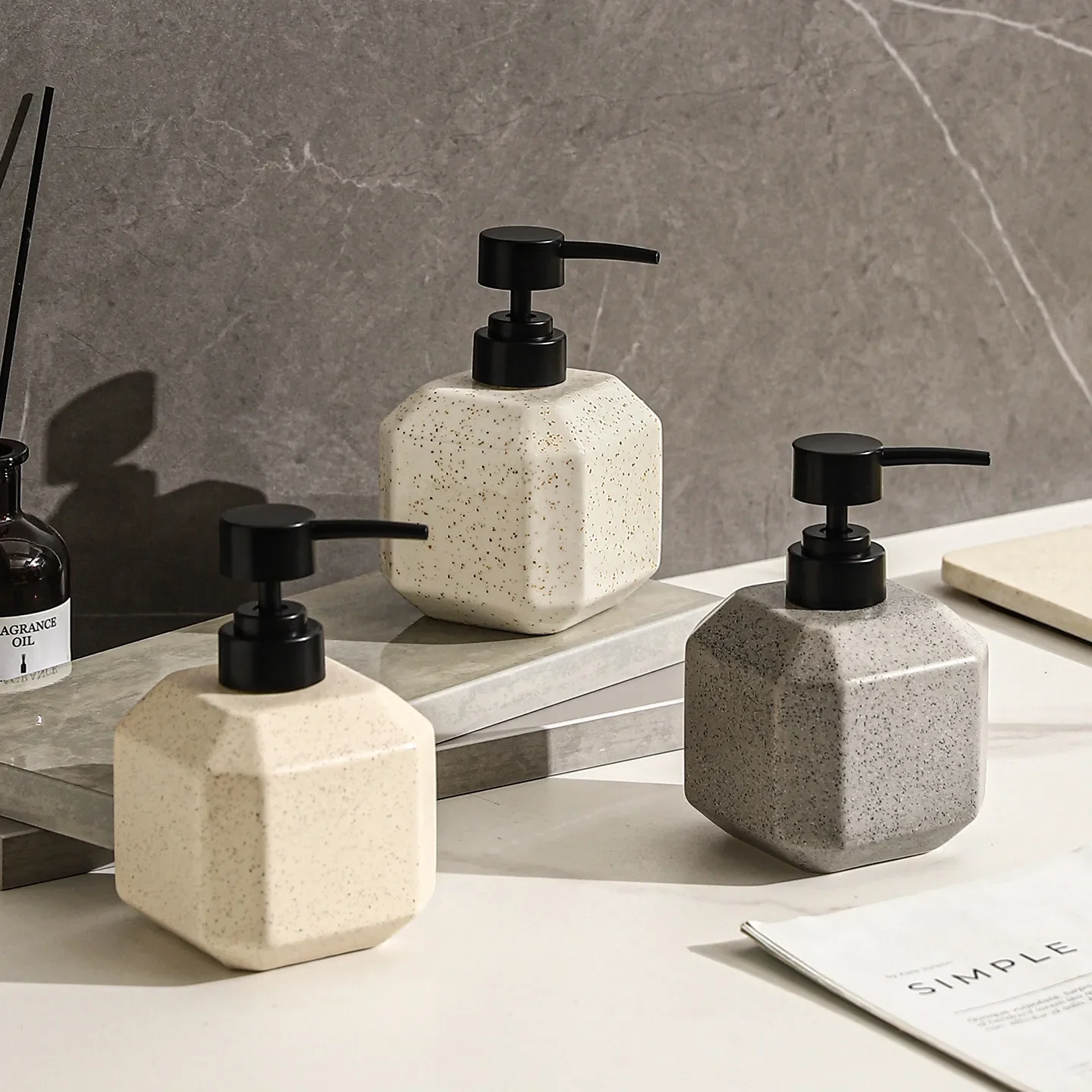 380ml soap dispenser Ceramic lotion bottle hotel household hand soap shampoo body wash dispensing bottle bathroom press bottle