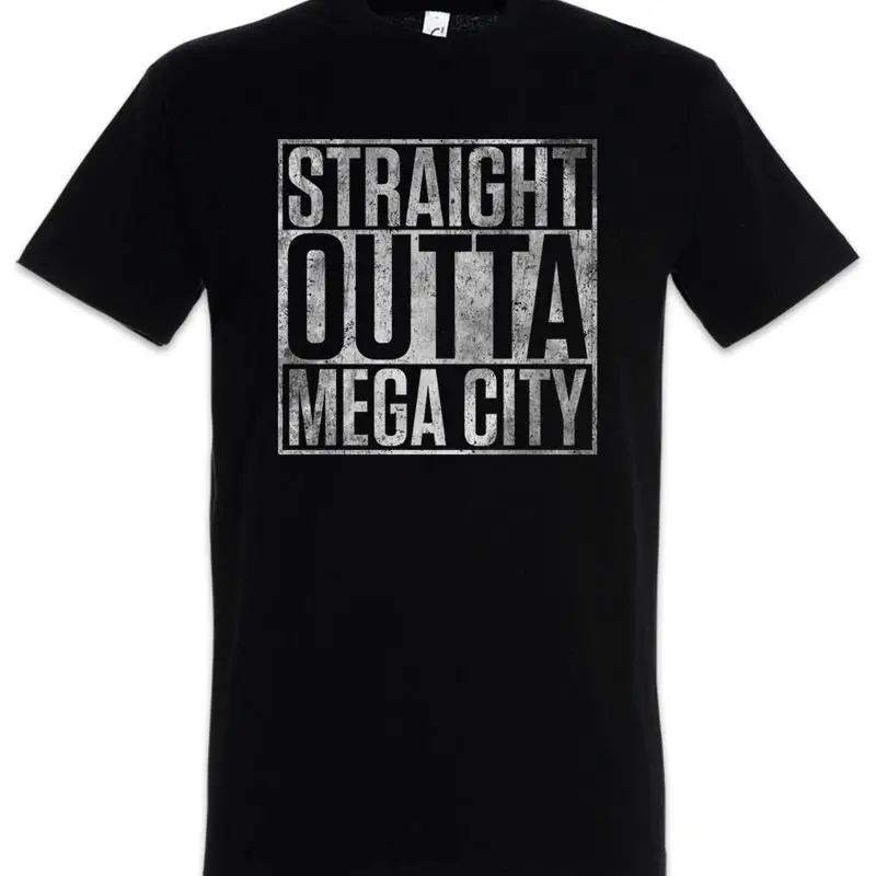 Camiseta Straight Outta Mega City Massive Judge Monster Fun Dredd