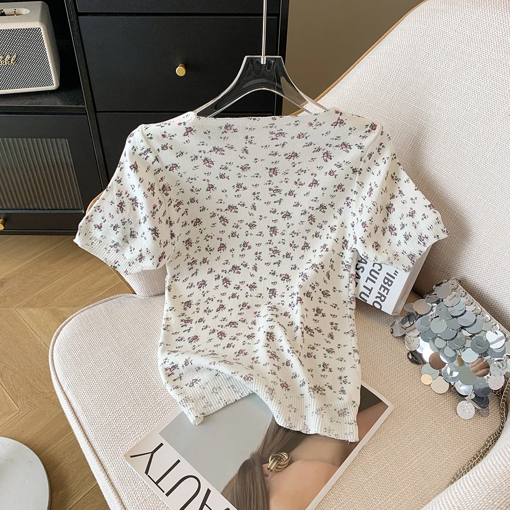 

Korean Lady Style Square Collar Short Sleeve Knitted Shirt Women's Slimming Reducing Collar New Simple Match Floral Pattern