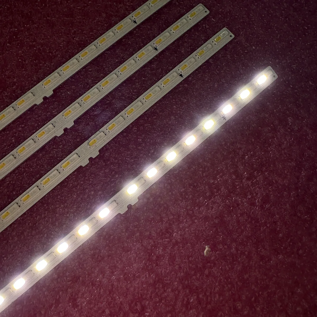 LED QE85Q7 85Q60A 85Q60AA 85Q70AA QN85Q70AA BN96-52583A ES85SVQFPBGA54 Q60/70A_STC850A08 AU8K/9K_STC850A09_7020_2IN1_52LEDs