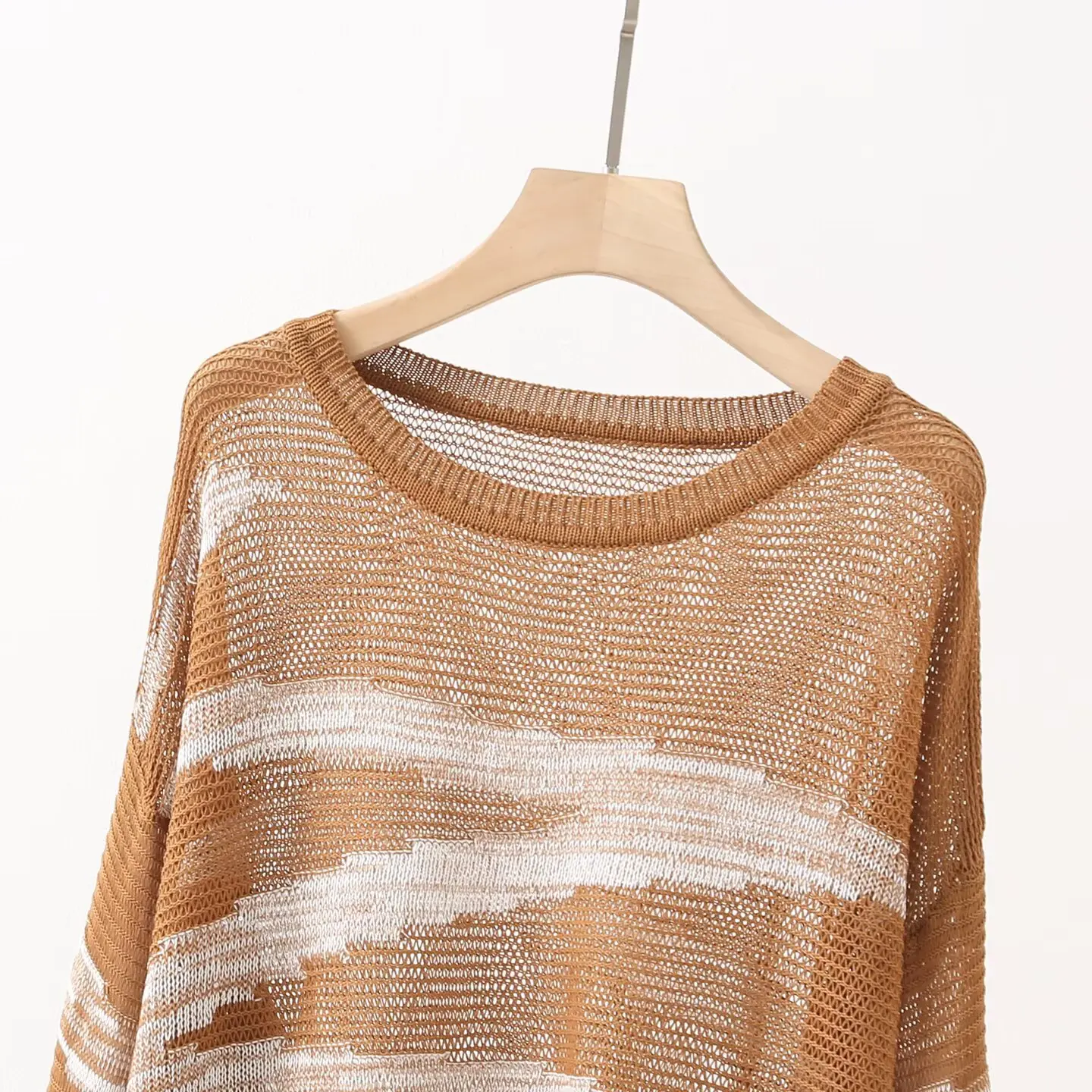 

Summer 2025 New Vintage Striped Knitwear Loose Lazy Sle Women's Sweater Comfortable Breathable ort Sve round Ne Top