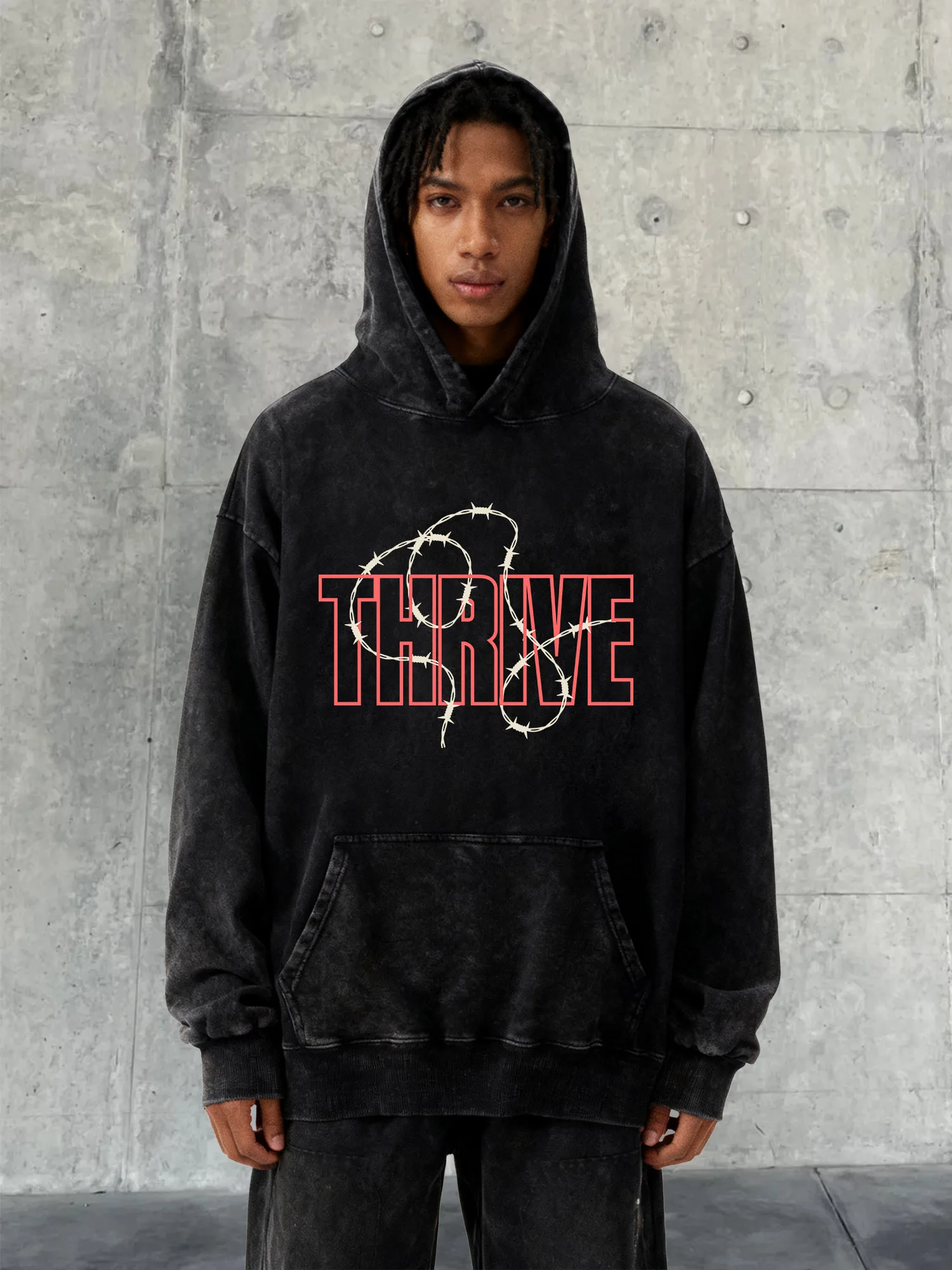 Thrive Barbed Wire Man 400 جرام هوديي ثقيل الوزن مغسول بكتف منسدل تصميم Aw Collection