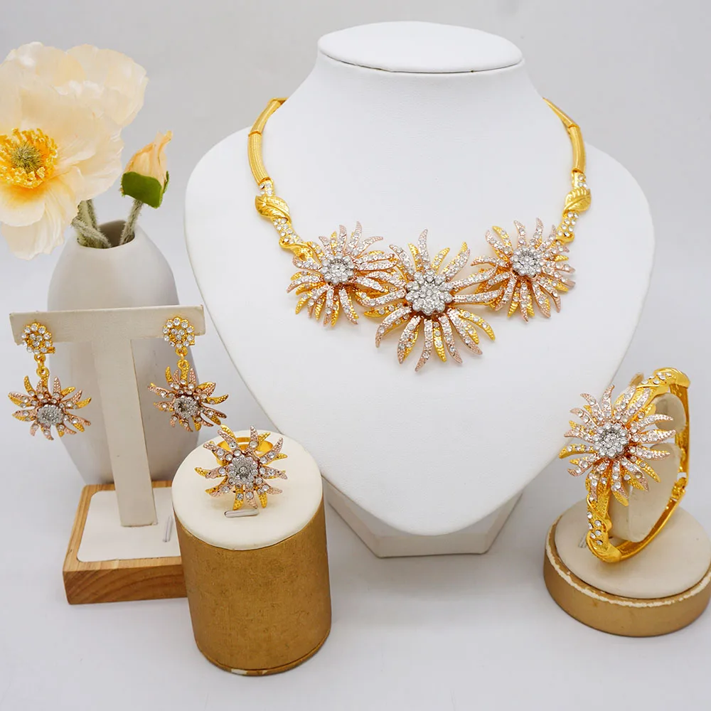 

Luxury gold-plated rhinestone jewelry set, wedding bride necklace, bracelet, earrings, flower set