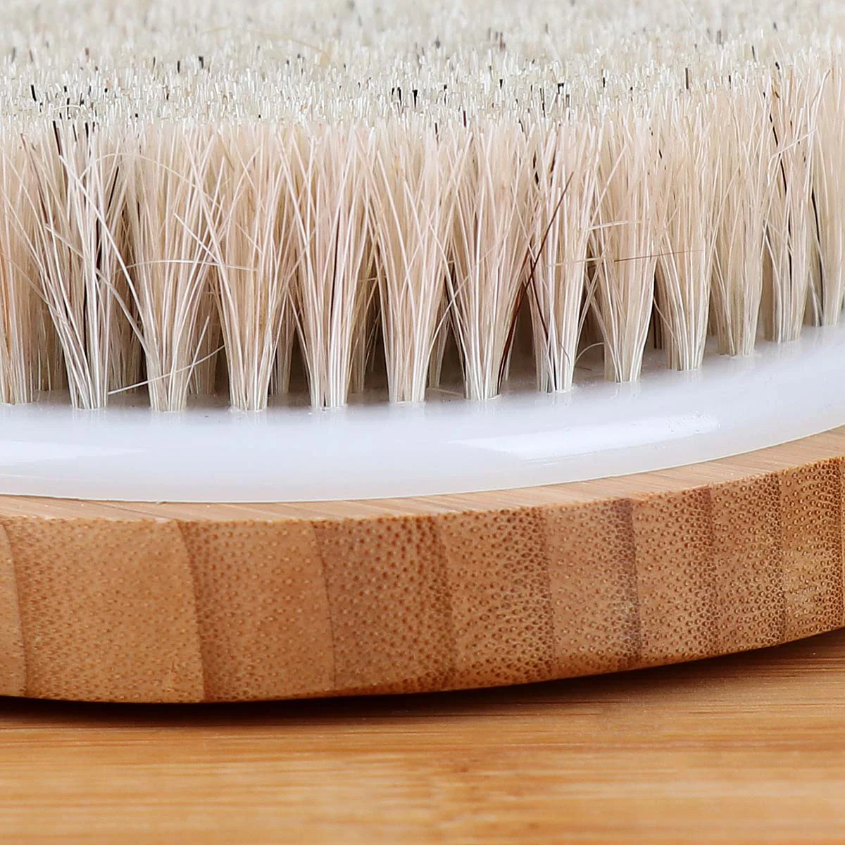 Professional Dry Brush Dry Skin Body Brush Cellulite Massager with Horsehair Back Brush Scrubber Skin Clean and Exfoliation