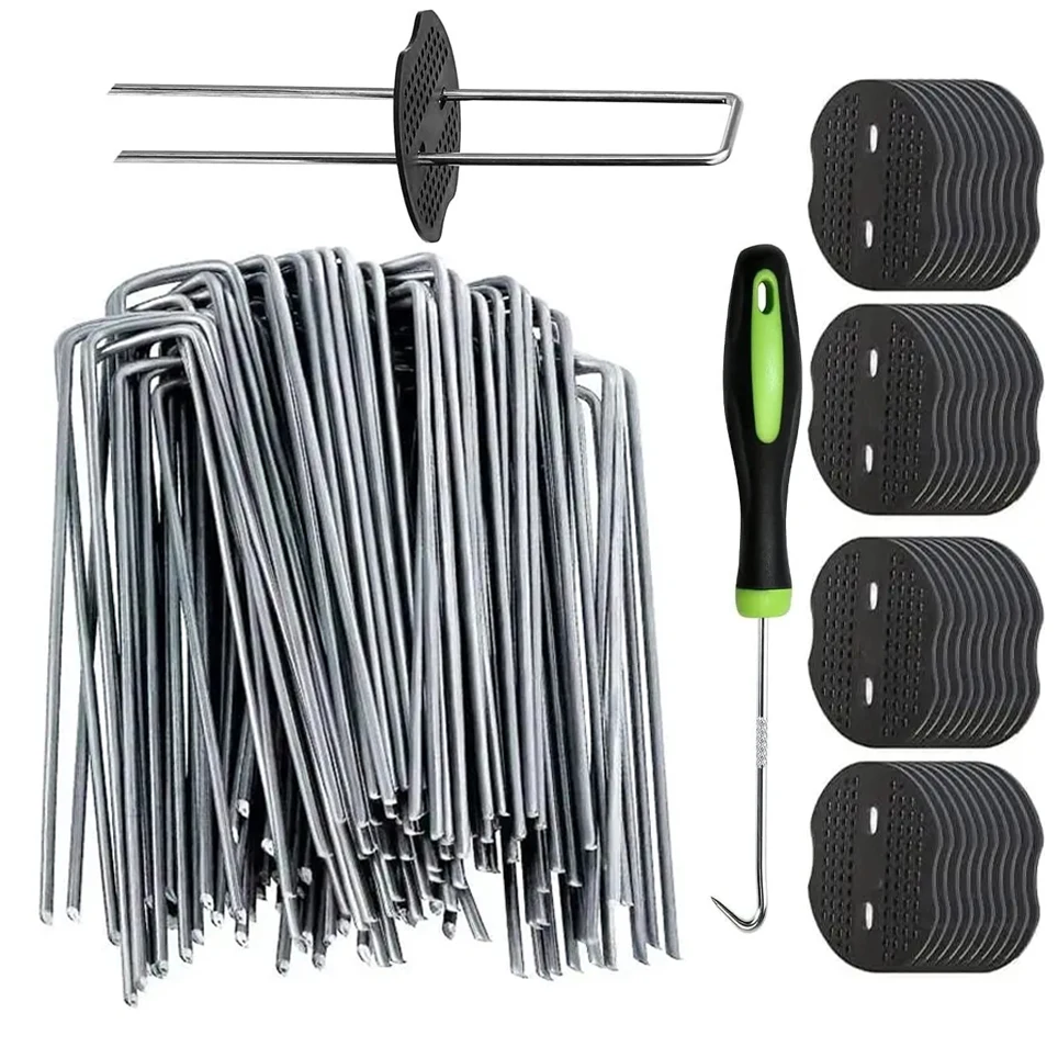 

100Pcs Garden Stakes Staples and Gasket+1pcs pick hook,u shaped ground pegs,Heavy Duty Yard Ground Pin for Weed Barri