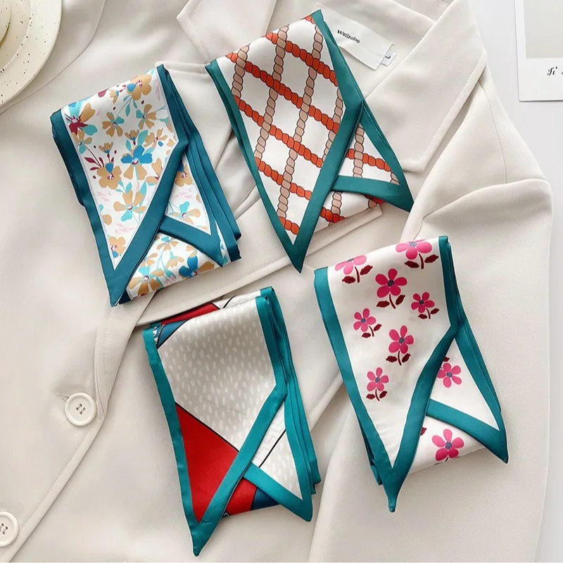 Gentle temperament Korean small floral silk scarf for Women, Vintage Bohemian Silk Scarf Wrap, Neck Head Daily Travel Gift