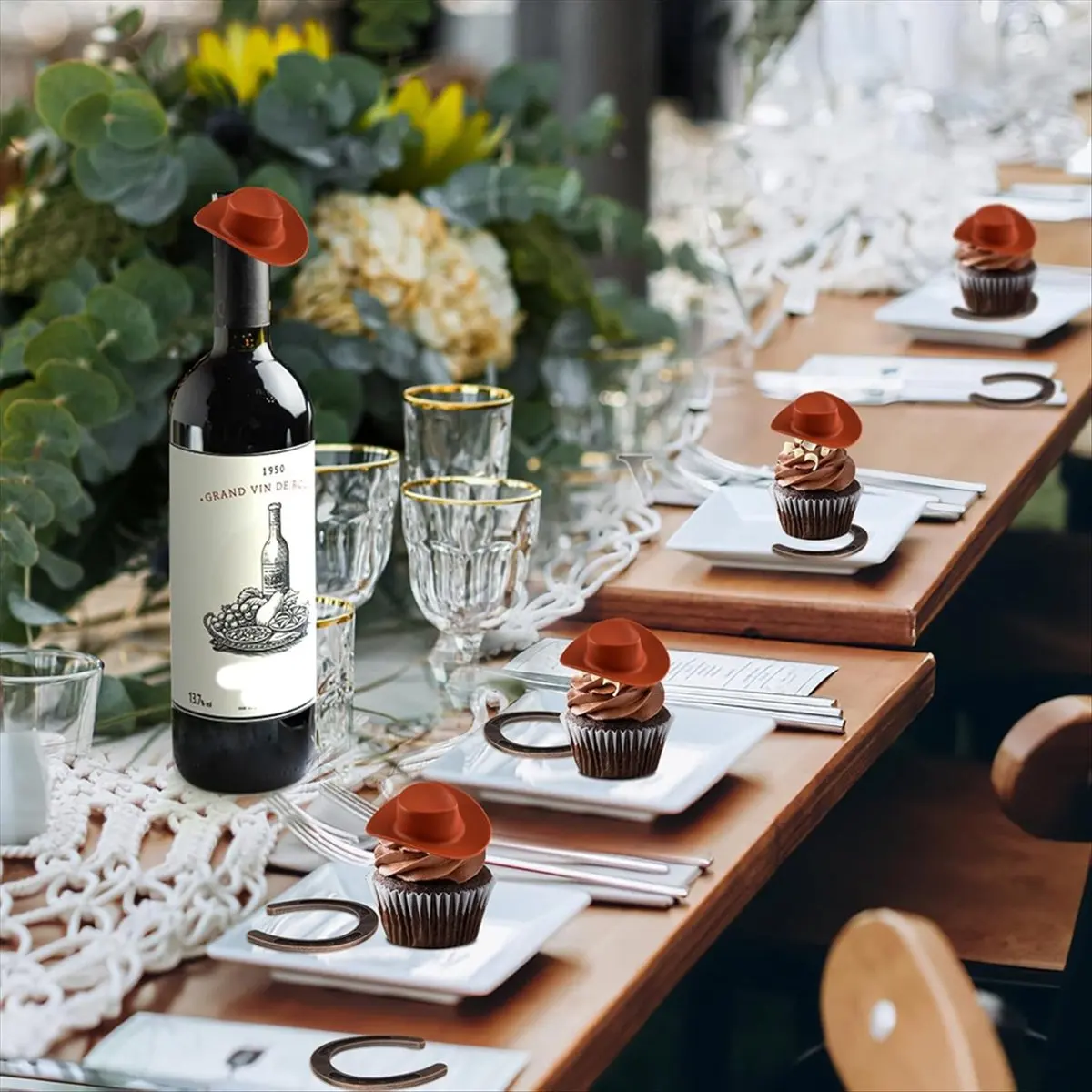 Western Themed Party Favors Plastic Mini Cowboy Hats and Good Luck Horseshoe Crafts Cowboy Hat Table Centerpieces A