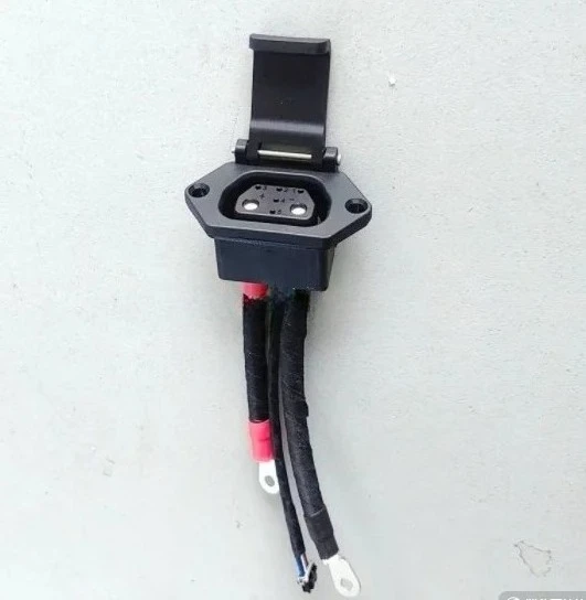 Suitable for Suke SOCO Suke Body Charging Socket Plug CPX Battery Pack Charging and Discharging Socket (2+5)
