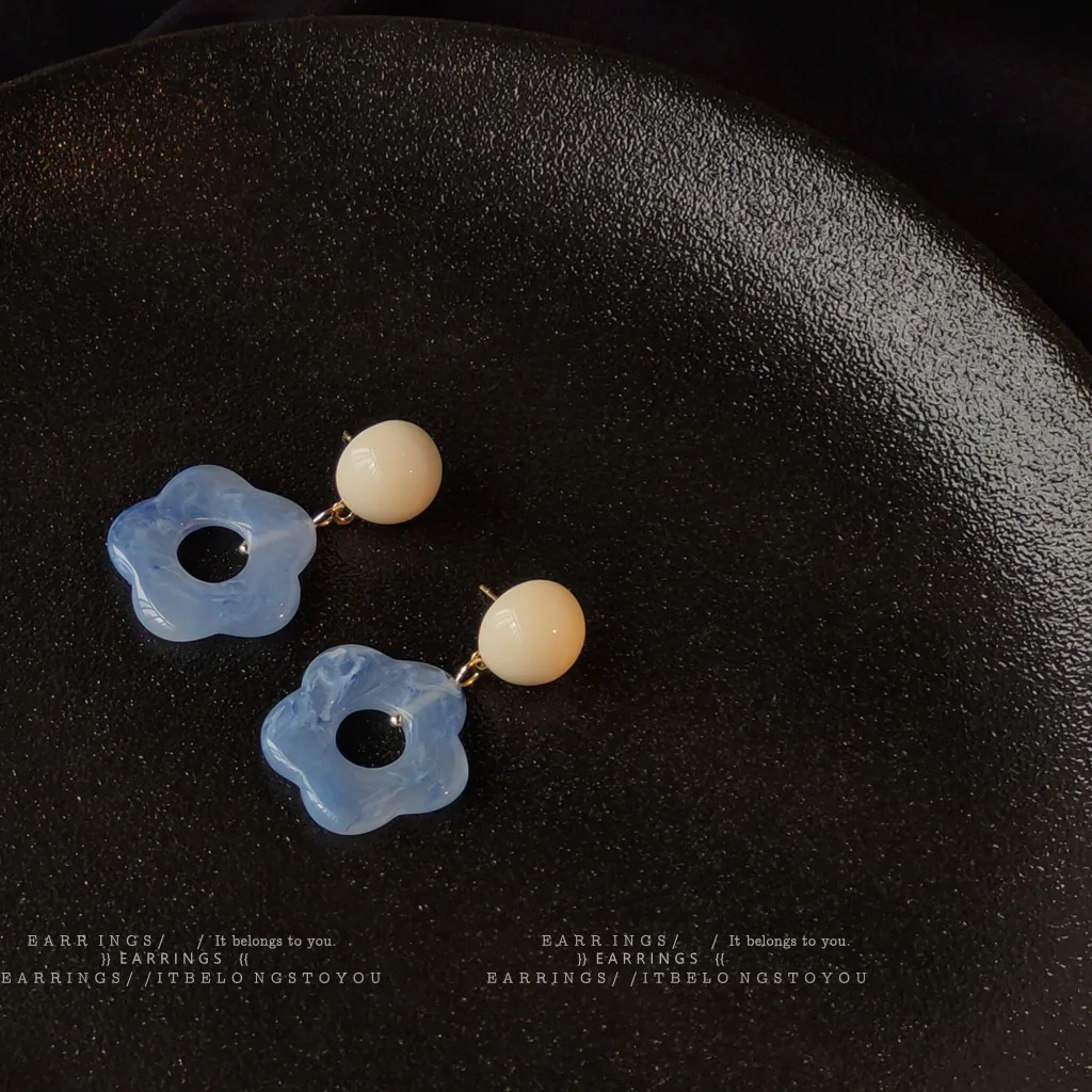 أقراط زرقاء أنيقة من الراتنج للبيع بالجملة مصنوعة يدويًا من الفضة عيار 925 مجوهرات متدلية أنيقة 2025 ساخنة #3