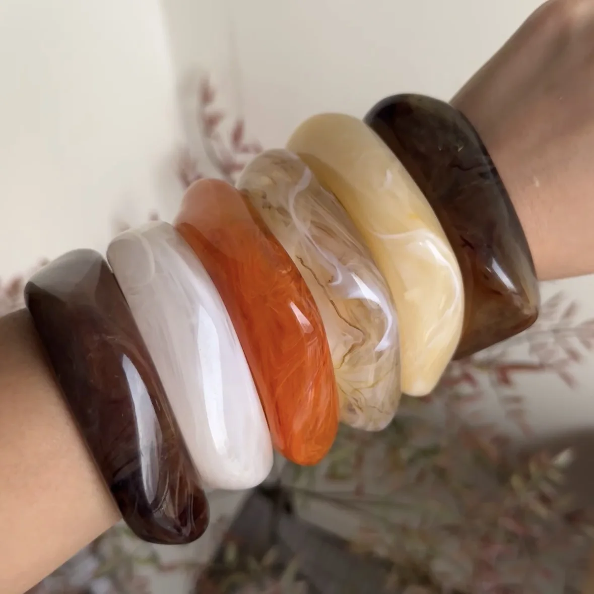 New Vintage Punk Colorful Big Bracelet Thick Resin Acrylic Geometric Irregular Triangle Square Bracelets For Women Kpop Jewelery