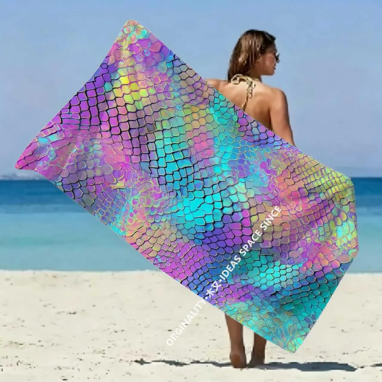 Iridescent Mermaid Scale Beach Towel Patterned Sunscreen And Windproof Suitable For Swimming Pool Camping Travel