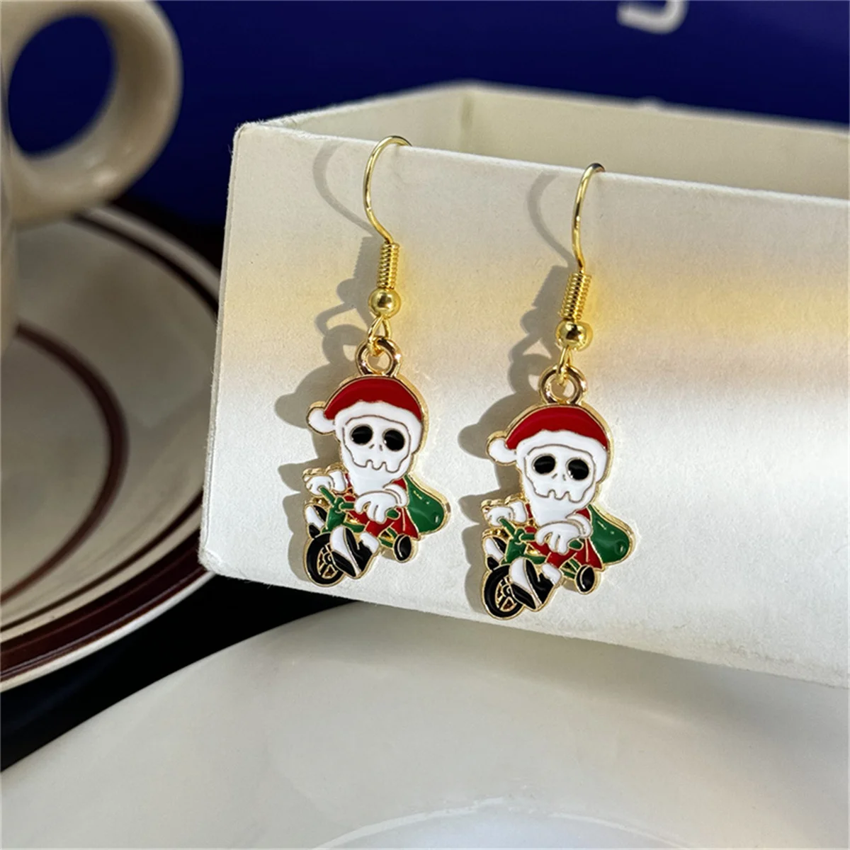 Funny Cartoon Skeleton Riding Santa Claus Drop Earrings For Women Gothic Skull Snowman Ghost Christmas Earrings Party Jewelry