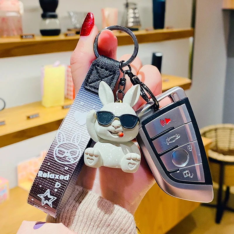 Creative Cute Smoking pipe sunglasses rabbit Resin Keychain Mobile Phone Box Bunker Children's Gift