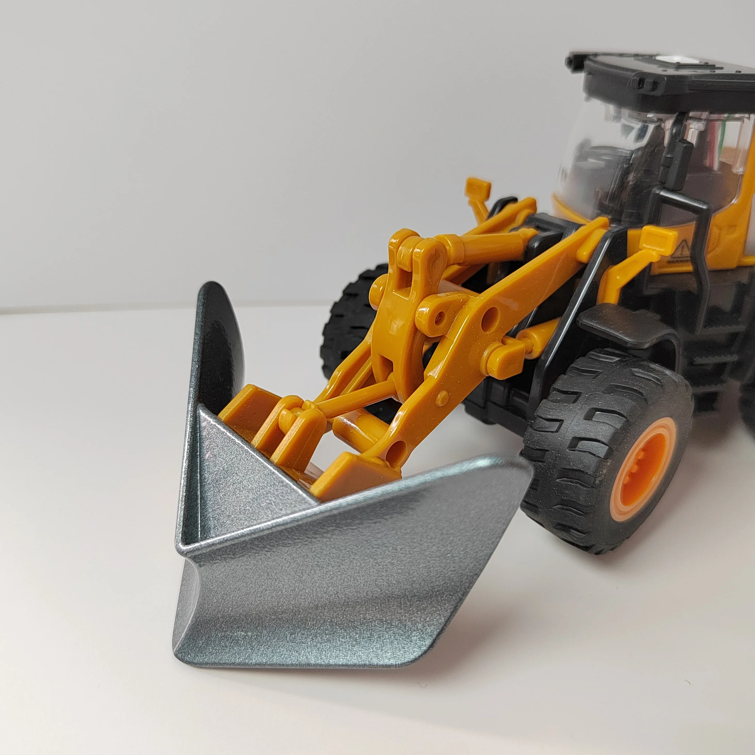 Mini Alloy Engineering Bulldozer Diecast Truck Zabawki Pojazd Model budowlany Zabawka Ciężarówka Symulacja Kolekcja Prezenty Chłopcy