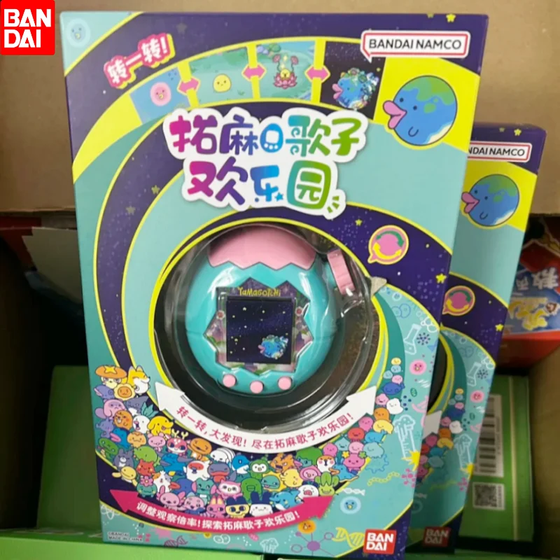 ใหม่แท้จาก Bandai ทามาก็อตจิ ซีรีส์พาราไดซ์ รุ่นป่าเขียว สไตล์มหาสมุทร หน้าจอสี สวนแห่งความสุข ของเล่นเสริมพัฒนาการ ของขวัญ