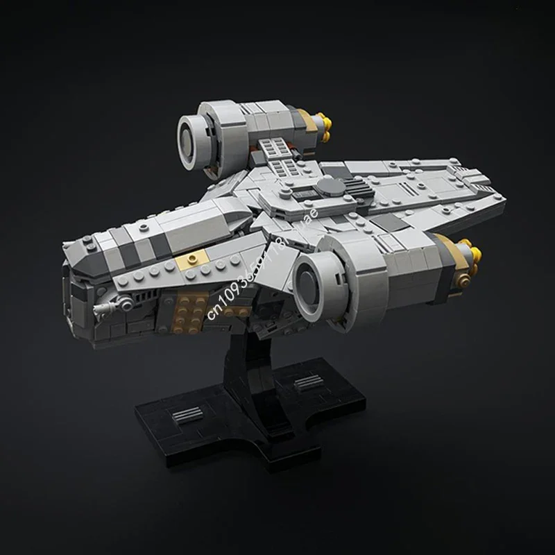 756PCS Star Battle The Razor Crest Falcon Classic Stacking Blocks Play Models Moc Building Sets Adults Toys Hobby Collectibles