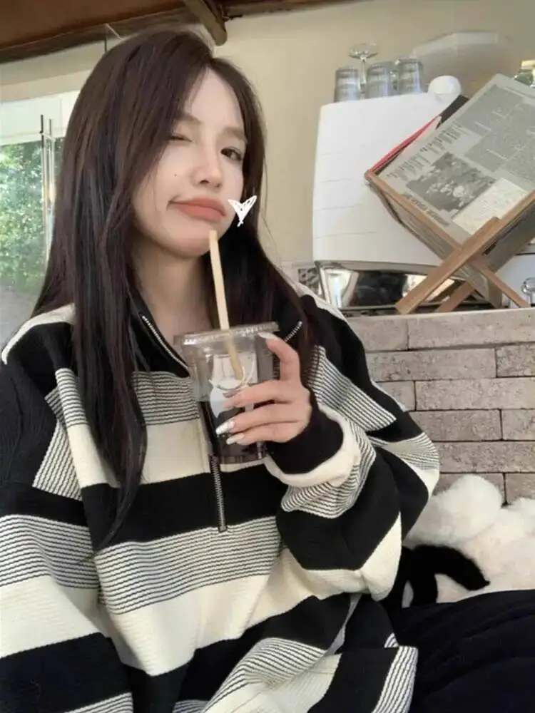 المرأة سويتر مقلم 2025 الخريف المرأة Preppy البلوز بياقة نصف البريدي فضفاض حجم كبير سترة طالب صغيرتي ودية