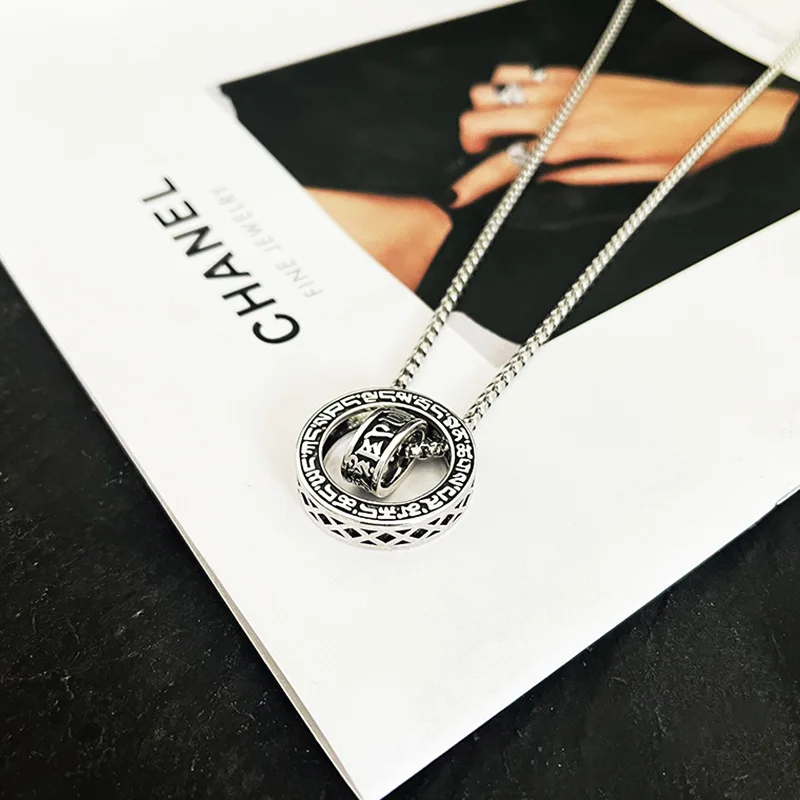 Retro Six Character Proverbs Necklace For Men Fashion Hip Hop Rotable Circle Pendant Sweater Chain Punk Jewelry Accessories Gift