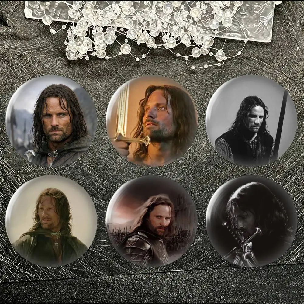 Aragorn II leading hero of LOTR Brooch Metal Decorative Brooch Pins for Backpack Clothes Jacket Accessories,Souvenir.