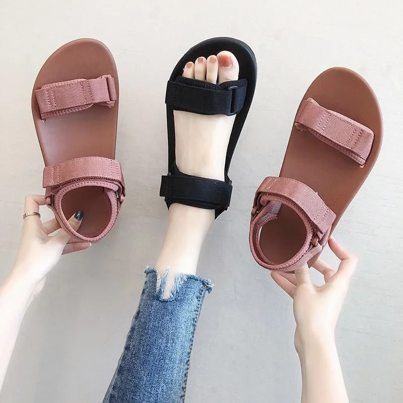 Sandalias planas y versátiles para Mujer, zapatos romanos a la moda para la playa, novedad De verano, 2023