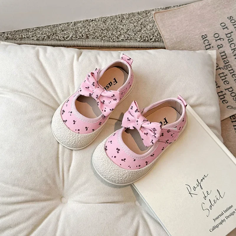 Scarpe di tela per ragazze primavera autunno New Bow Print scarpe da principessa per bambini scarpe Casual per bambini comode e traspiranti scarpe